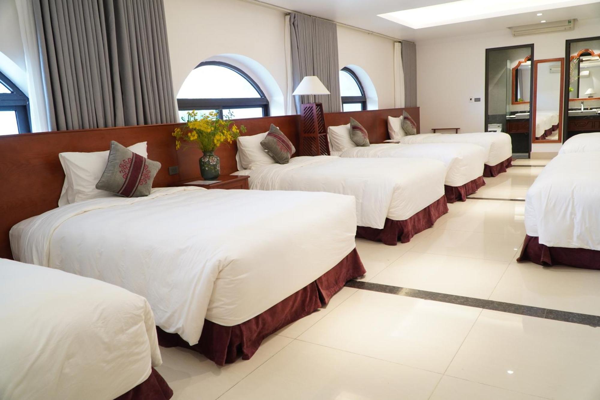 Khach San Son Nu Hotel Bac Kan Exterior photo